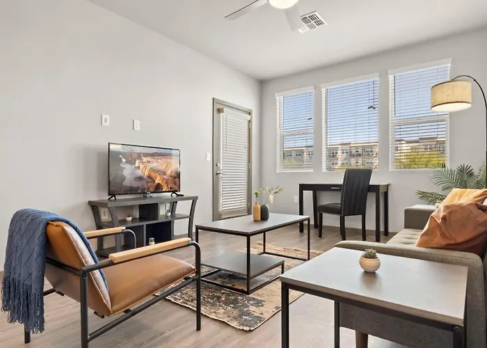 Stunning Westgate Cozysuites By Stadium With Pool 10 Apartment Glendale