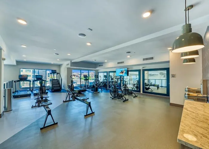 Stunning Westgate Cozysuites By Stadium With Pool 10 Apartment *