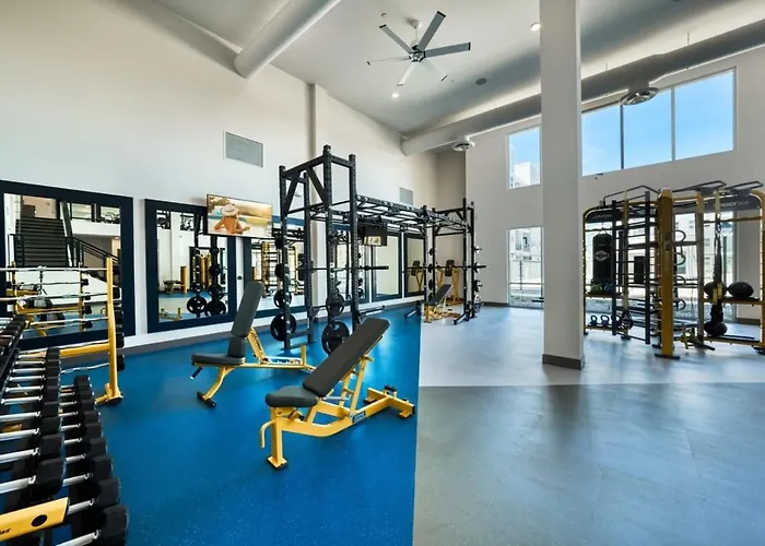 Apartment Stunning Westgate Cozysuites By Stadium With Pool 10 Glendale