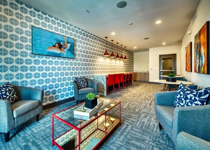 Stunning Westgate Cozysuites By Stadium With Pool 10 * Glendale